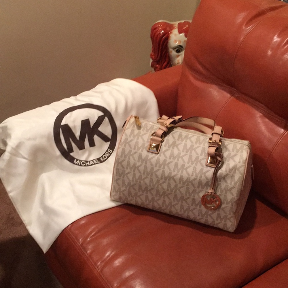 Michael Kor Handbag